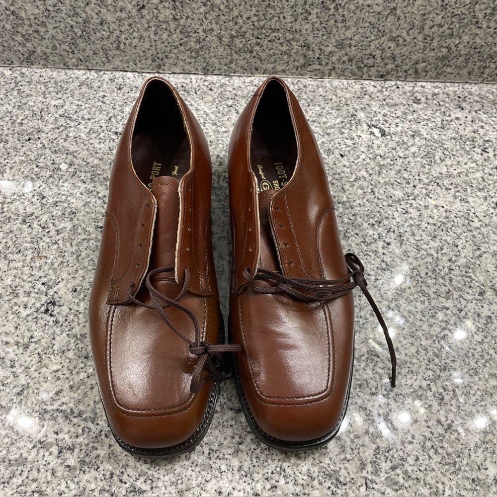 Men’s Foot-So-Port Brown Leather Shoes Size 7.5 E/C. Bray New.